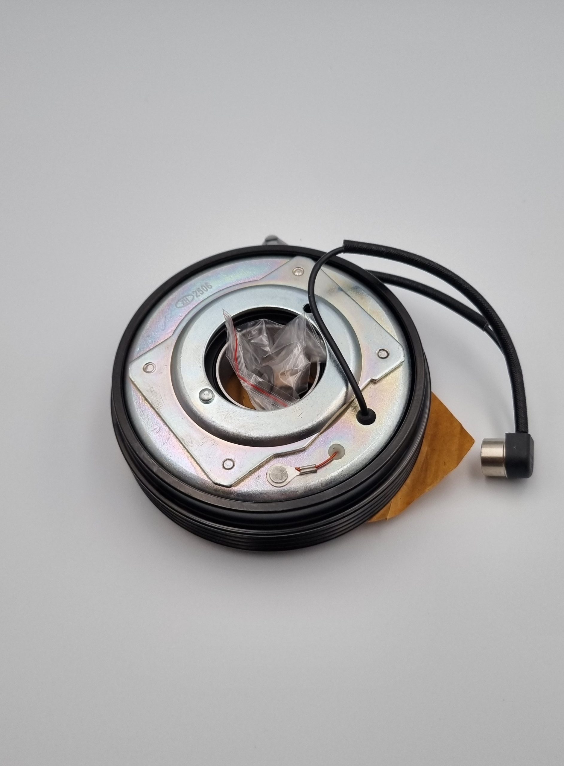 A/C Compressor Magnetic Clutch – Fits Suzuki SX4, Swift III, Grand Vitara – SV08A – 110 mm 4-Groove Pulley – OEM 95201-63JA1 / 95200-63JA0 - Image 5